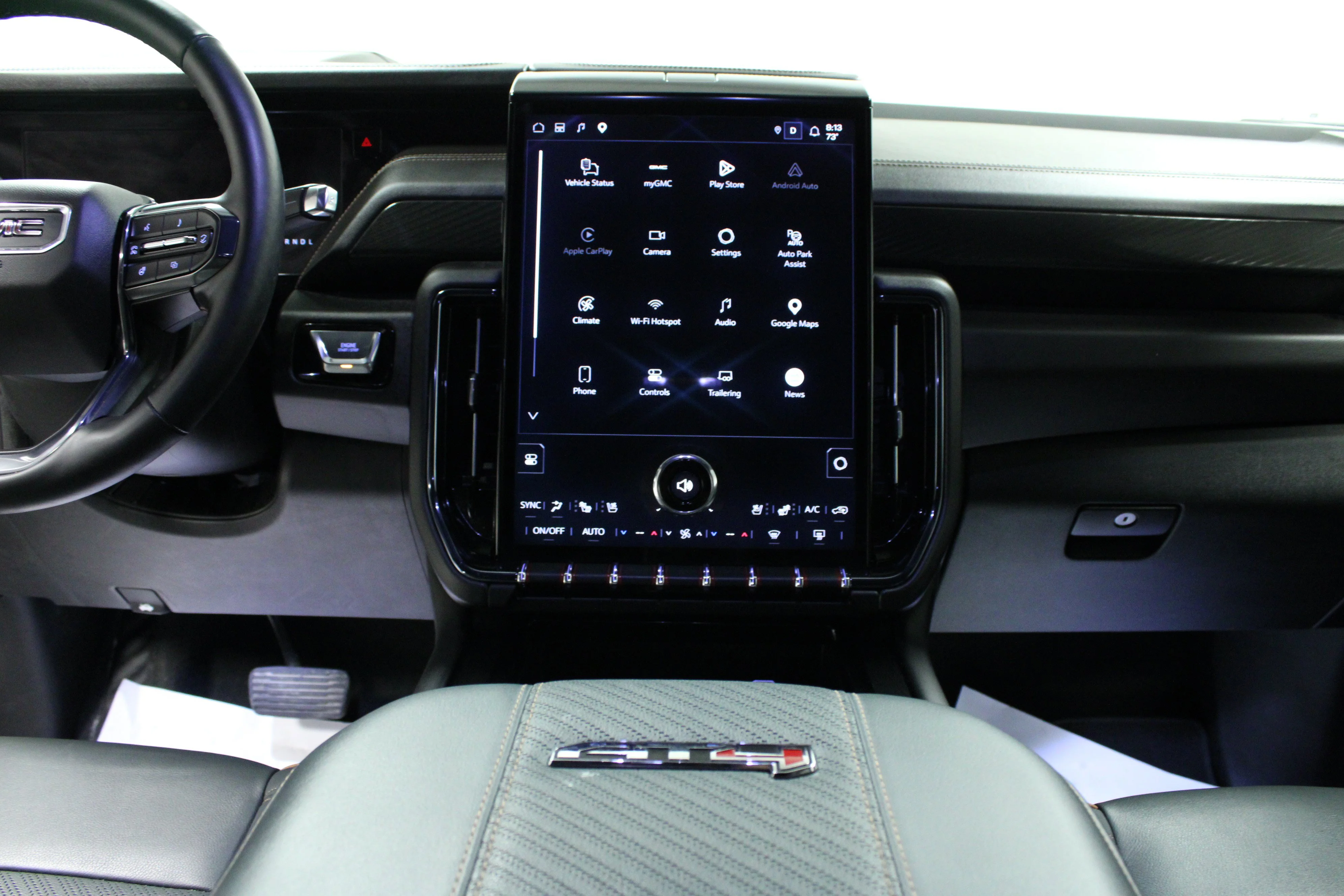 Used 2025 Onyx Black GMC AT4 image 19