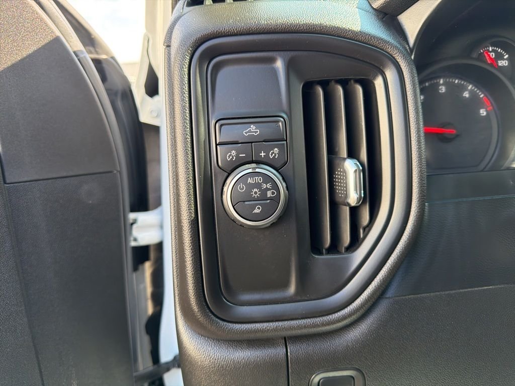 2021 Chevrolet Silverado 2500HD Custom - Photo 24