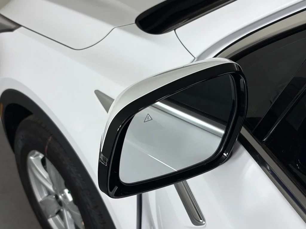 New 2026 Glacial White Pearl Kia LX image 13