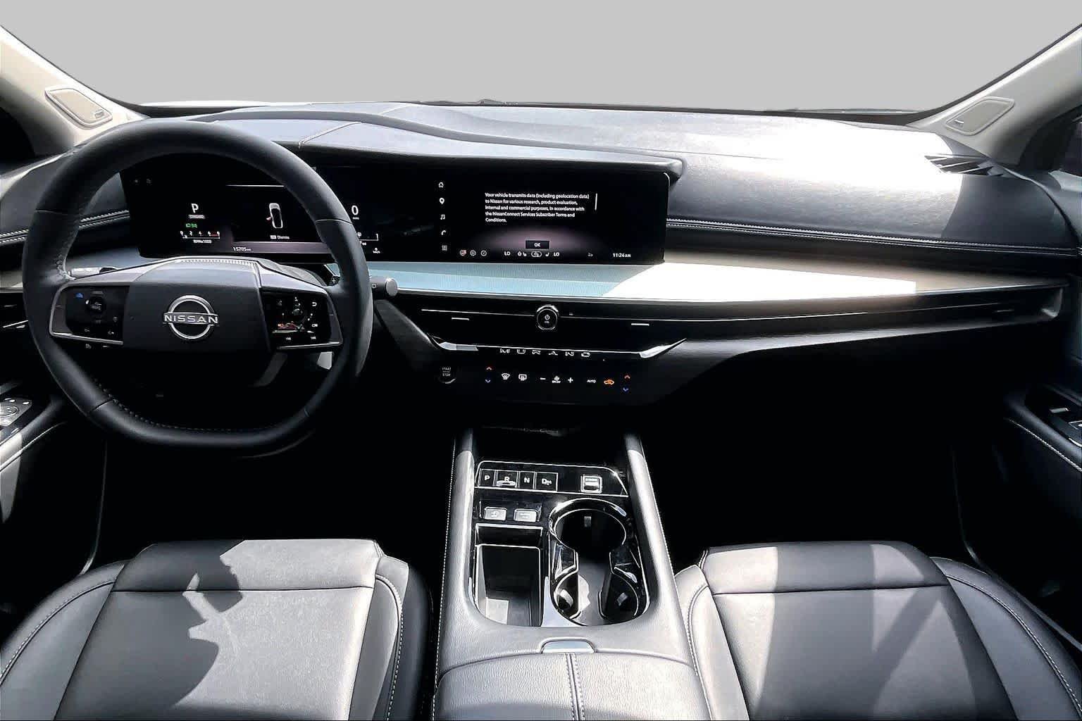 Used 2025 Everest White Pearl Tricoat Nissan SL image 14