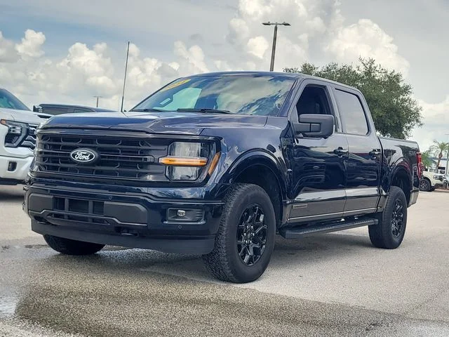 Used 2024 Blue Ford XLT image 31