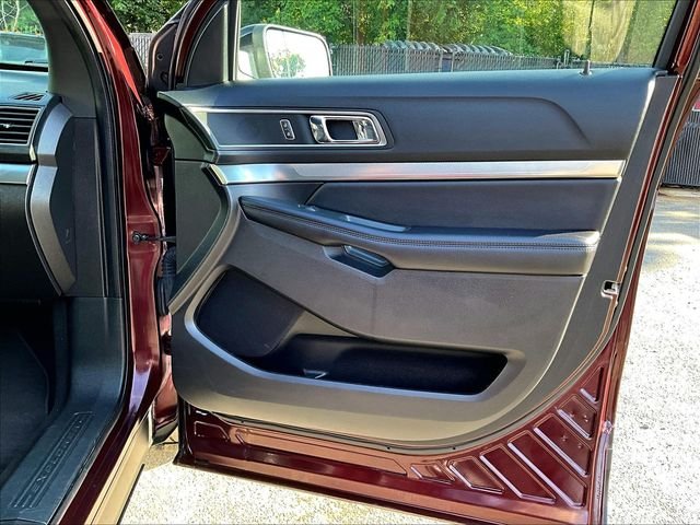 Used 2018 Red Ford XLT image 20