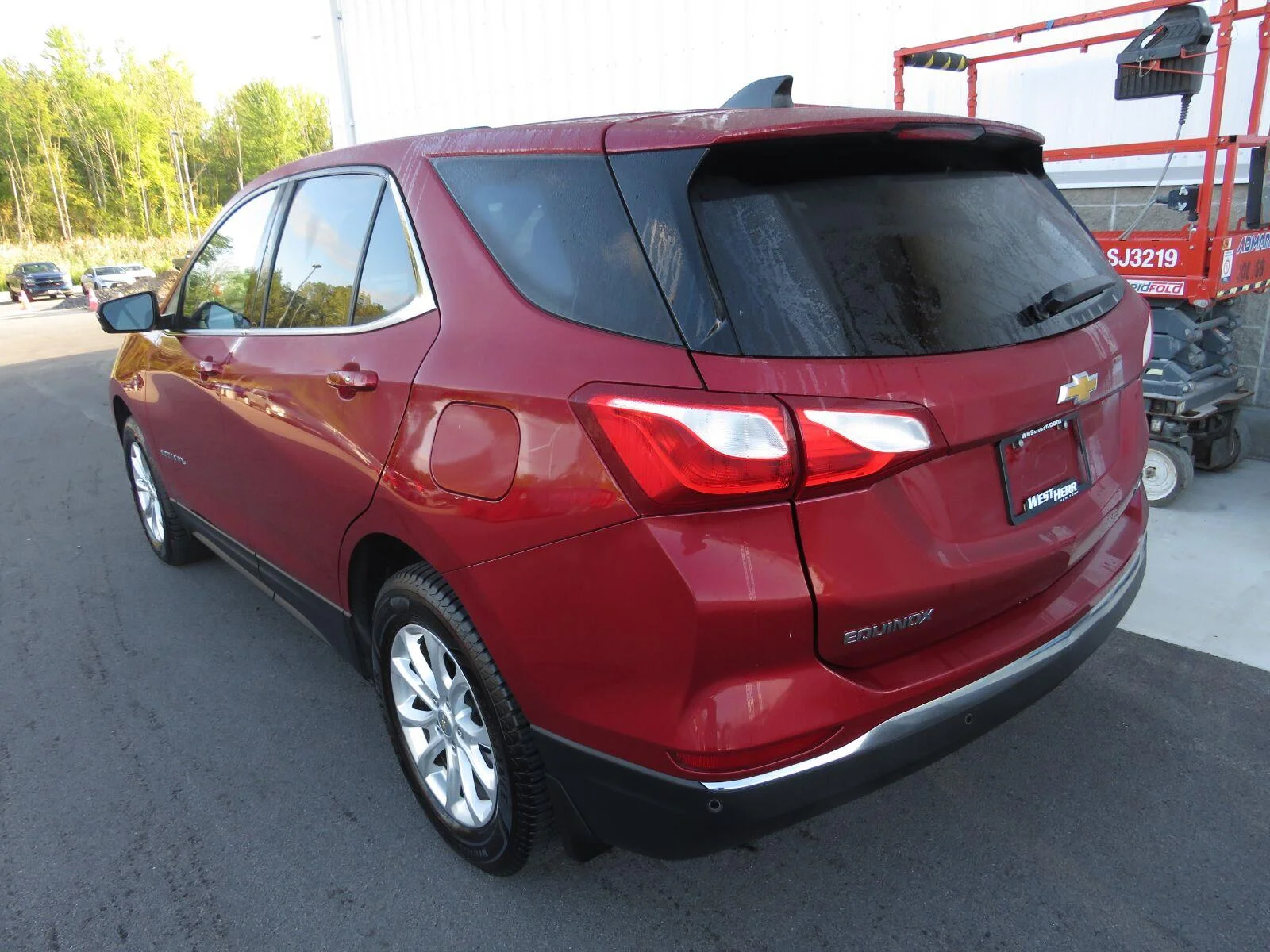 Used 2019 CAJUN RED TINTCOAT Chevrolet LT image 14