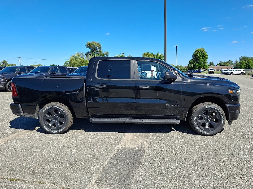 New 2026 Diamond Black Crystal Pearl-Coat Exterior Paint RAM Express image 9