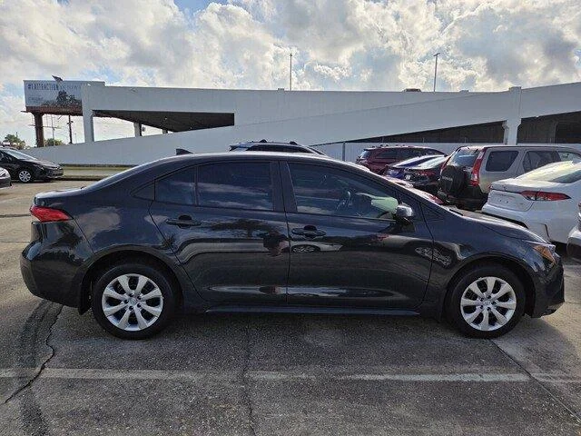 Used 2026 Underground Toyota LE image 3