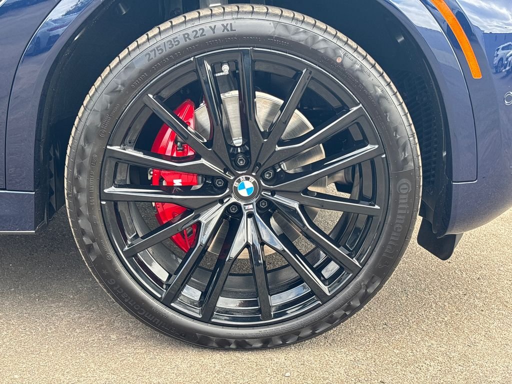 New 2027 Tanzanite Blue II Metallic BMW xDrive40i image 7