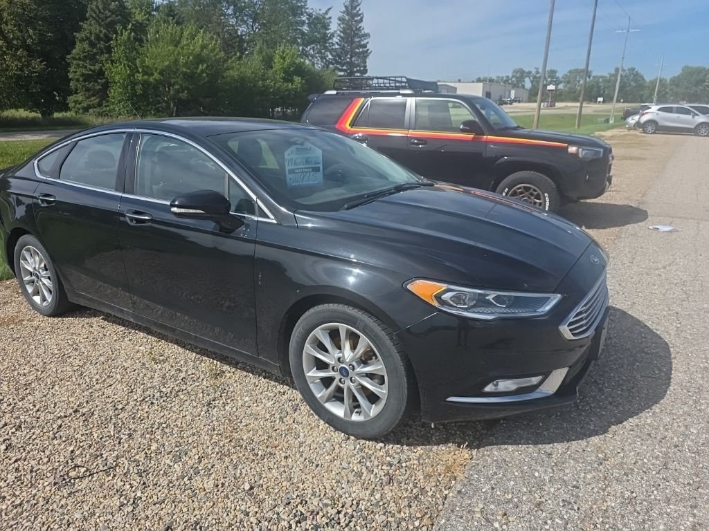 Used 2017 Black Ford SE image 2