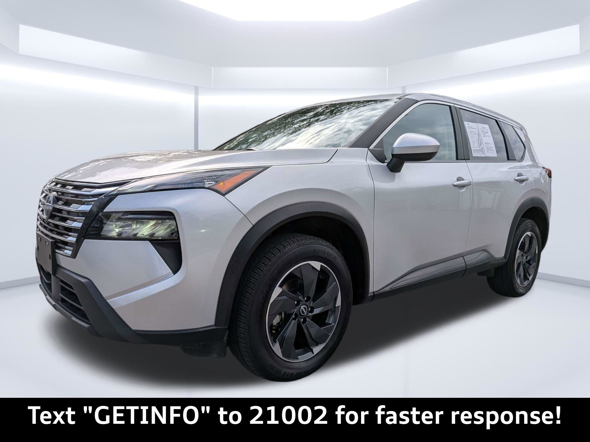 Used 2024 Silver Nissan SV image 8