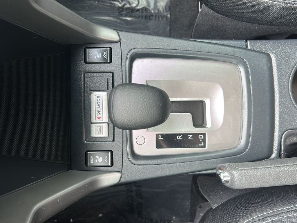 Used 2018 Silver Subaru 2.5i Premium image 20