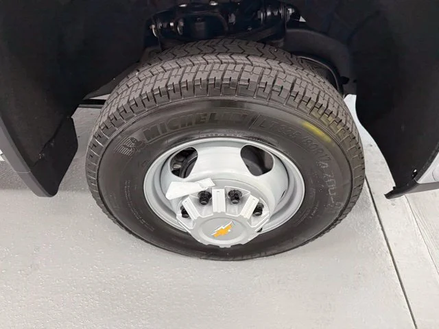 New 2026 Summit White Chevrolet Work Truck image 4