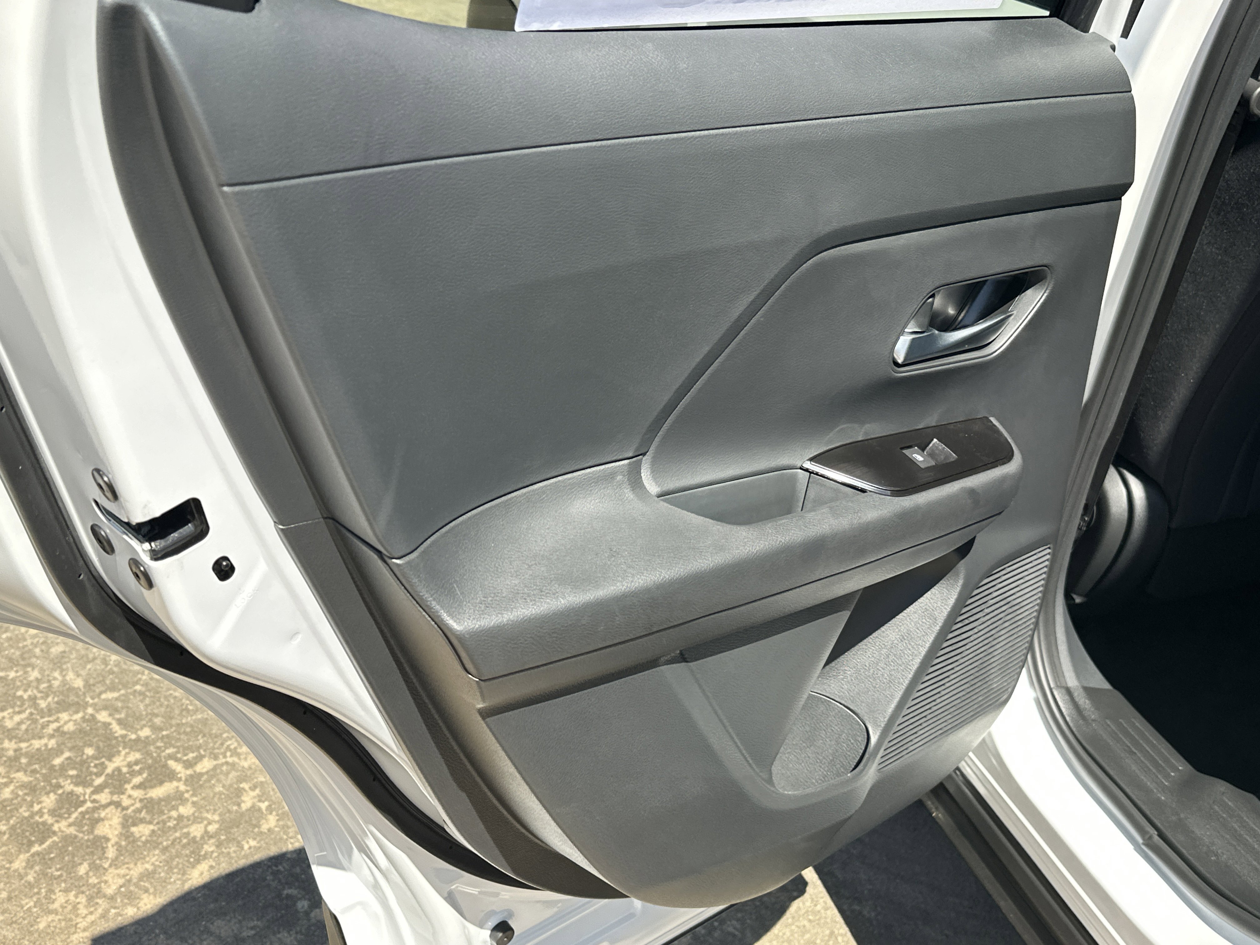 New 2026 Aspen White Tricoat Nissan SV image 22