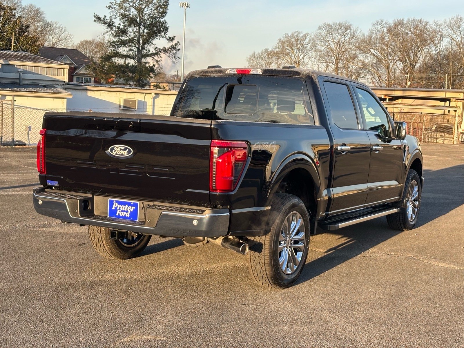 New 2026 Agate Black Metallic Ford XLT image 4