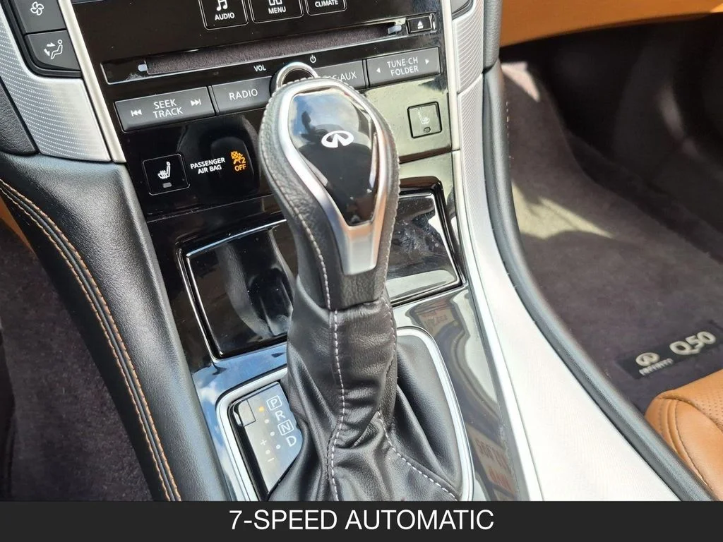 Used 2023 Black INFINITI LUXE image 21