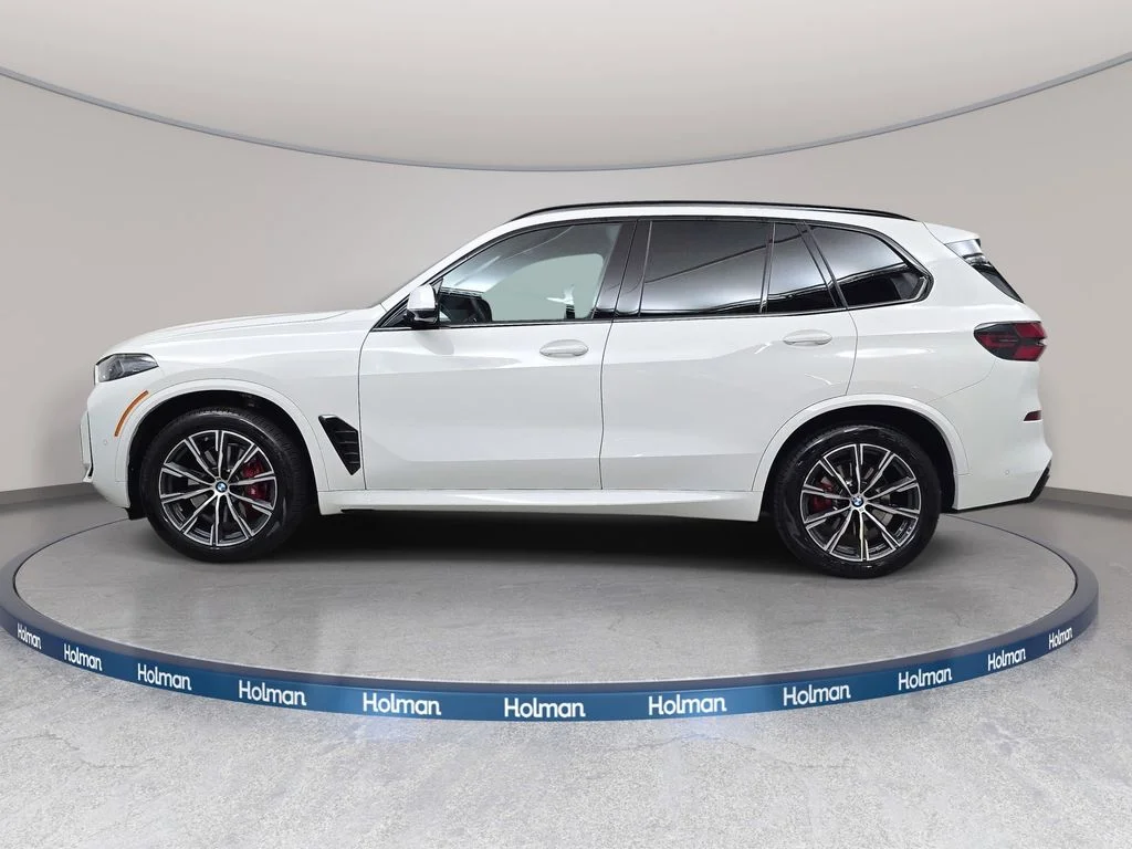 Used 2026 Alpine White BMW xDrive40i image 9
