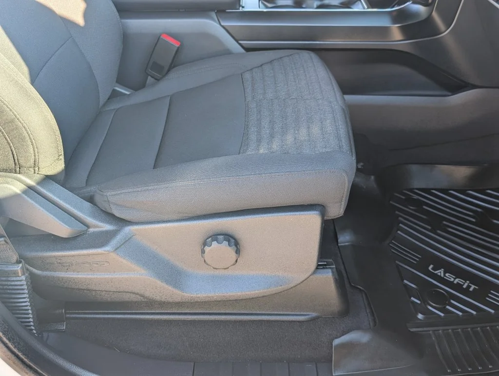 Used 2023 White Ford XL image 36