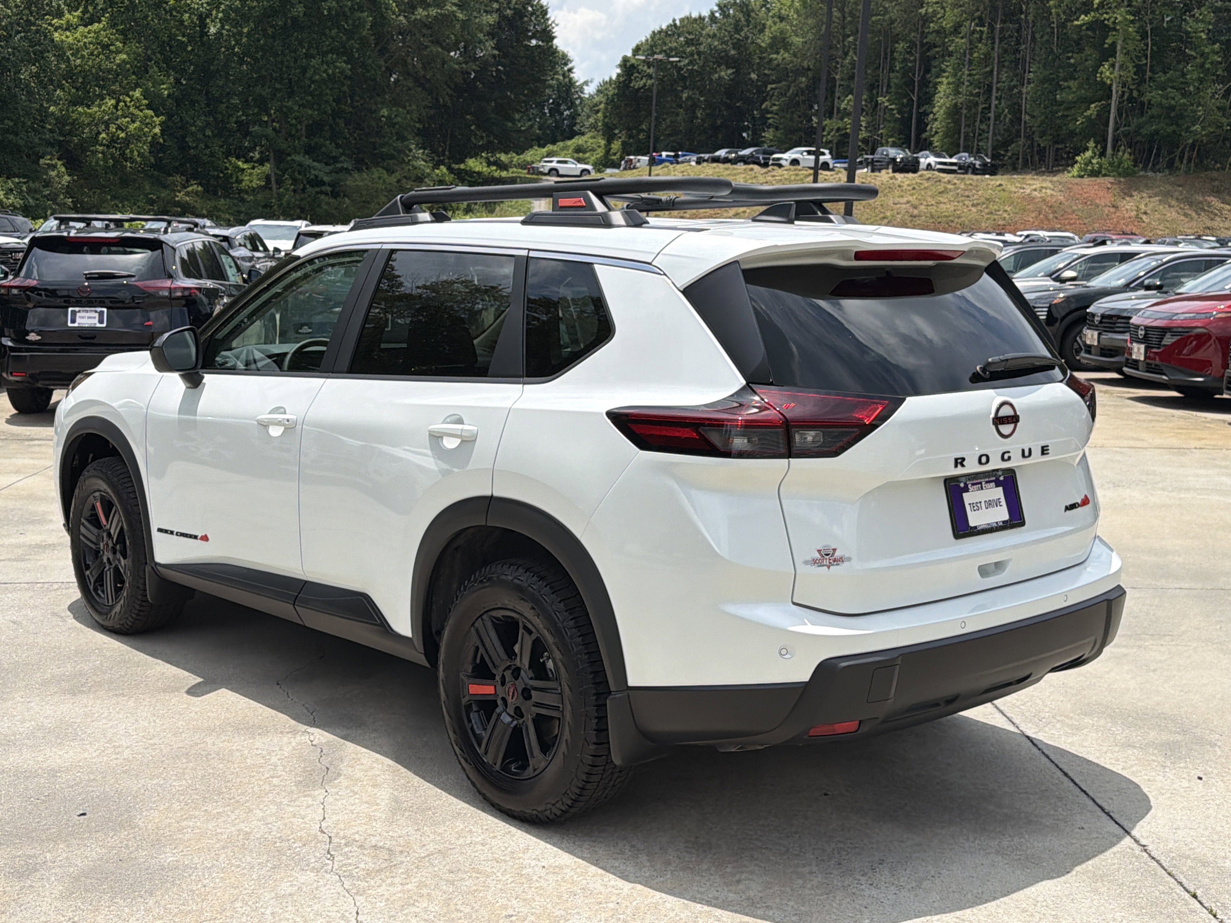 New 2026 Everest White Pearl Tricoat Nissan Rock Creek image 6
