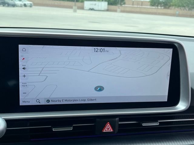 Used 2024 White Hyundai SEL image 23