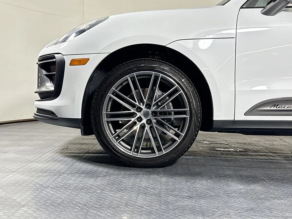 Used 2023 Carrara White Metallic Porsche T image 30