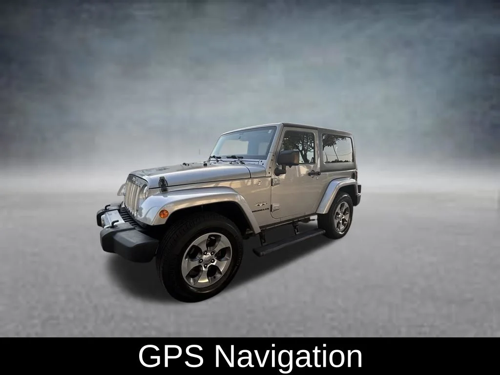Used 2016 Silver Jeep Sahara image 3