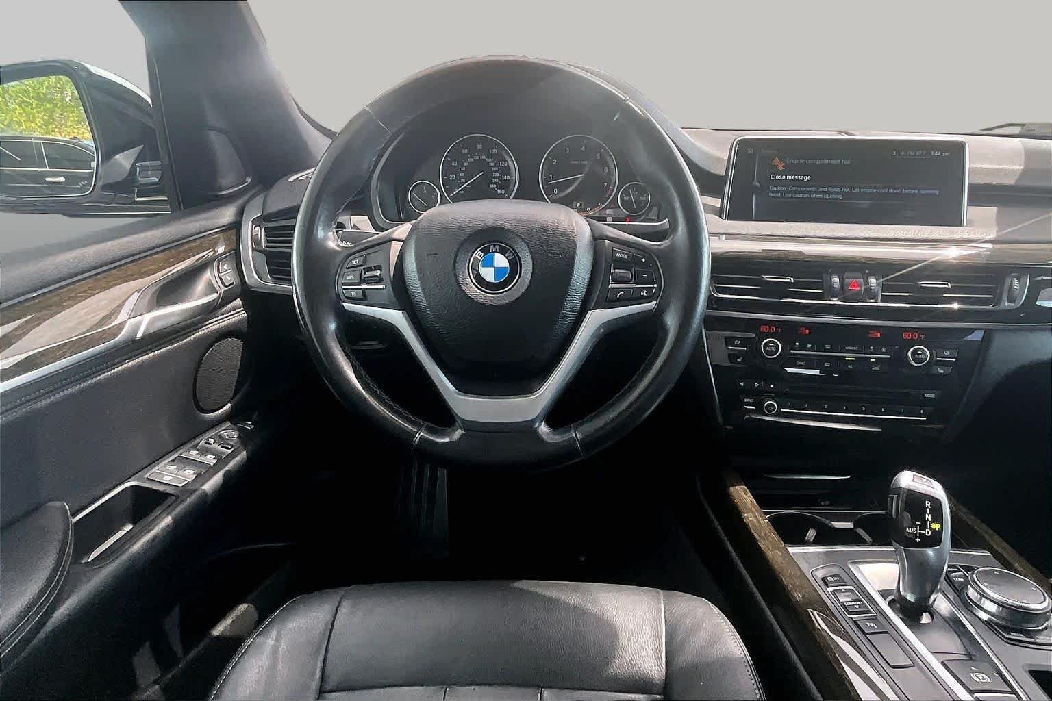 Used 2017 Alpine White BMW sDrive35i image 6