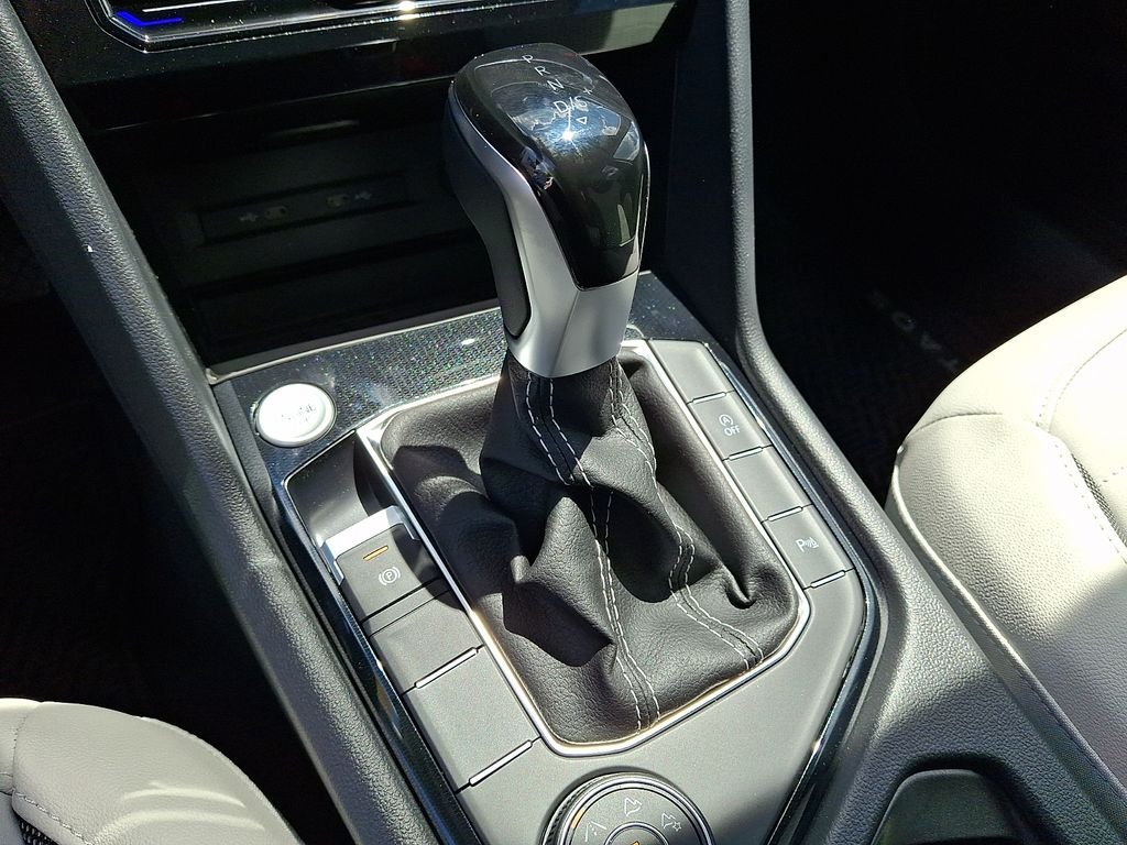 New 2026 White Volkswagen 1.5T SE image 9