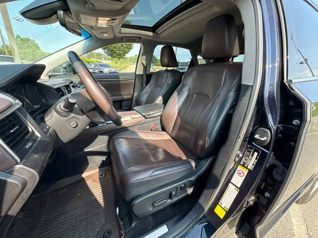 Used 2016  Lexus 350 image 8