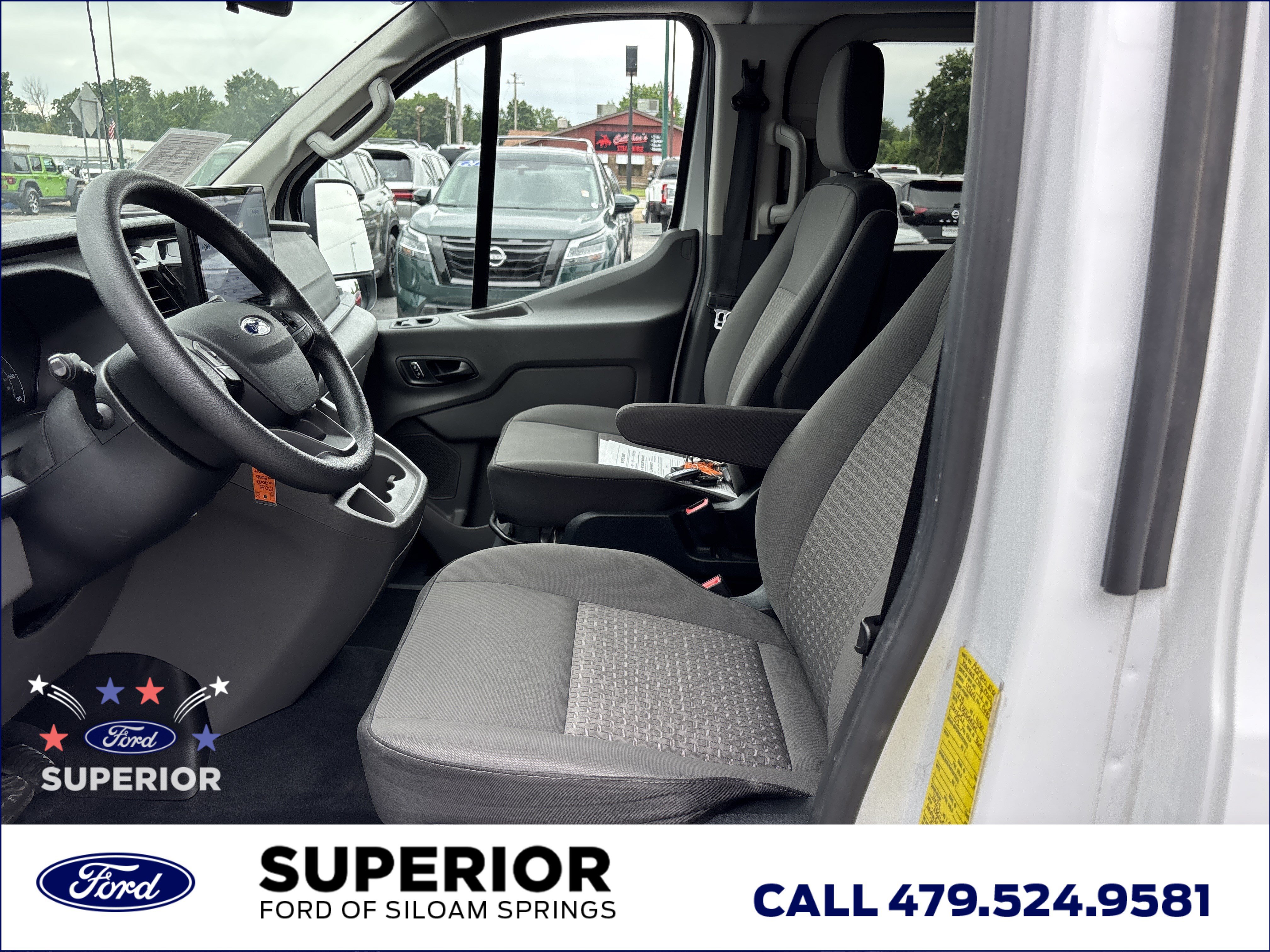 Used 2023  Ford XLT image 16