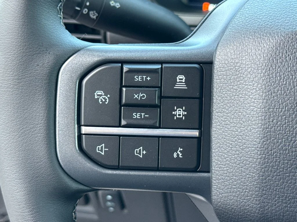New 2026 Gray Ford Lariat image 27