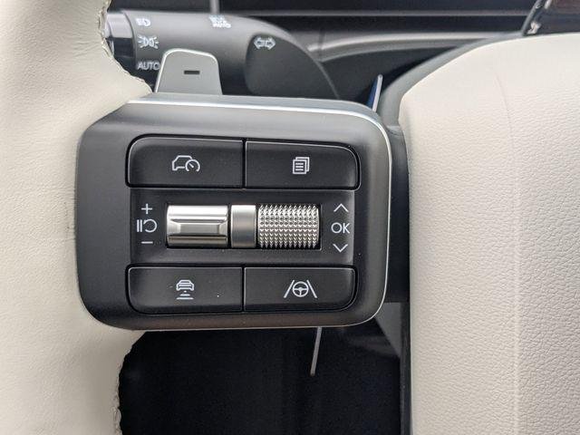 New 2026 White Hyundai SEL FWD image 28