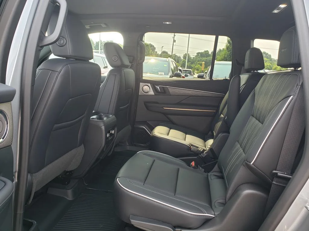New 2026 Moonstone Gray Metallic Buick Avenir image 12