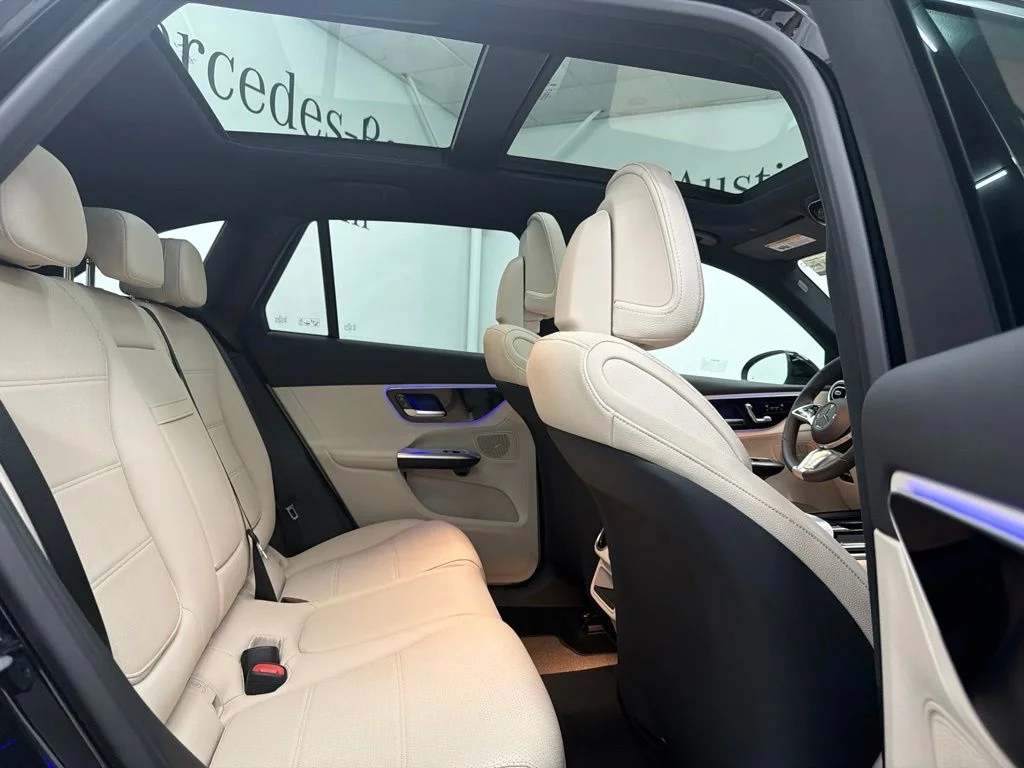 New 2027 Black Mercedes-Benz GLC 300 image 26