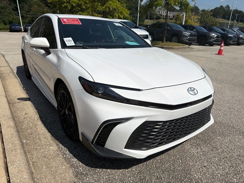 Used 2025 White Toyota SE image 4