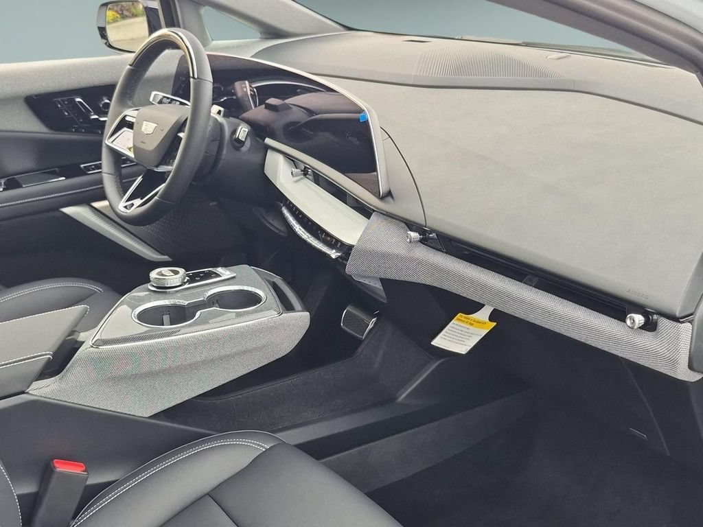 2027 Cadillac OPTIQ Luxury - Photo 28