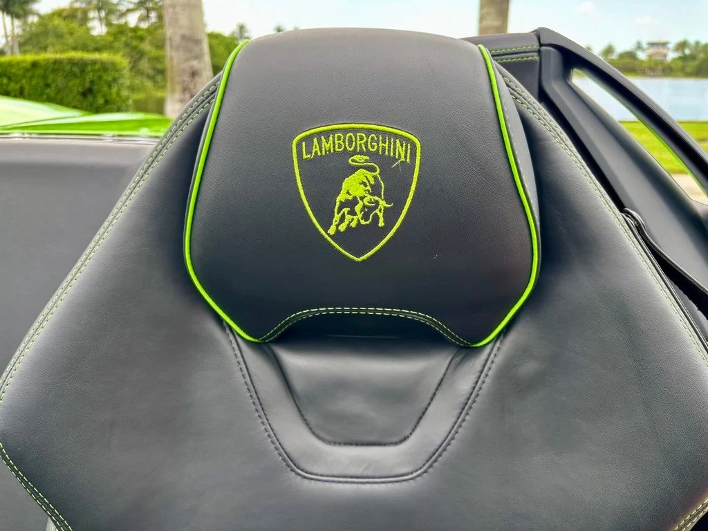 Used 2021 Verde Mantis Pearl Lamborghini  image 27