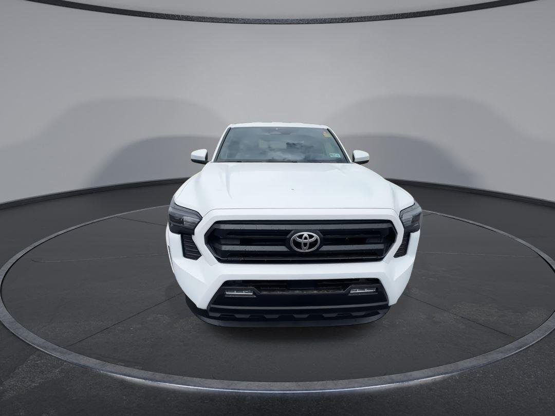 New 2026 Ice Cap Toyota SR5 image 3