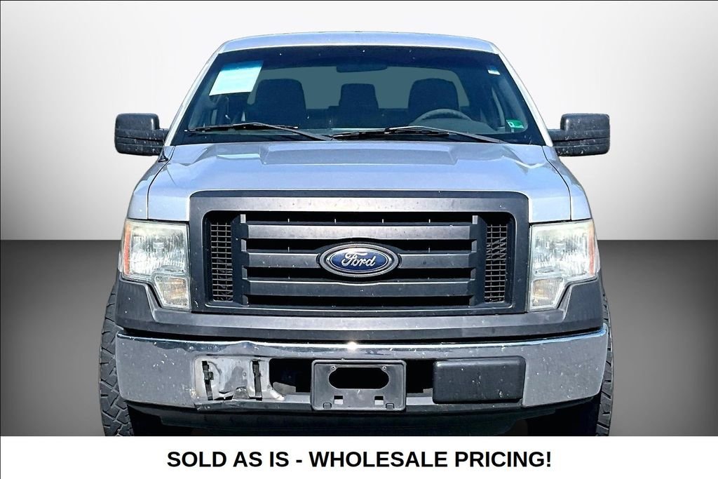 Used 2011 Silver Ford XL image 2