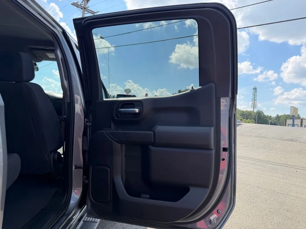 Used 2021  Chevrolet Custom Trail Boss image 33