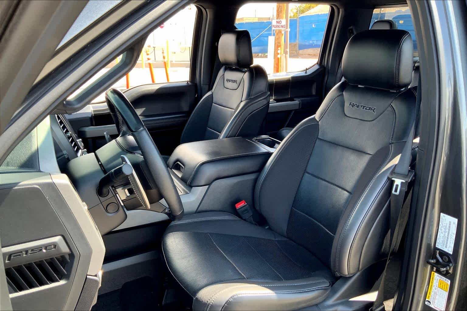 Used 2019 Magnetic Ford Raptor image 8