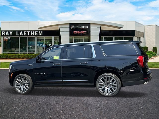 2026 GMC Yukon XL Denali Ultimate - Photo 2