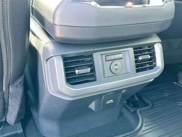Used 2025 Blue Ford Lariat image 25