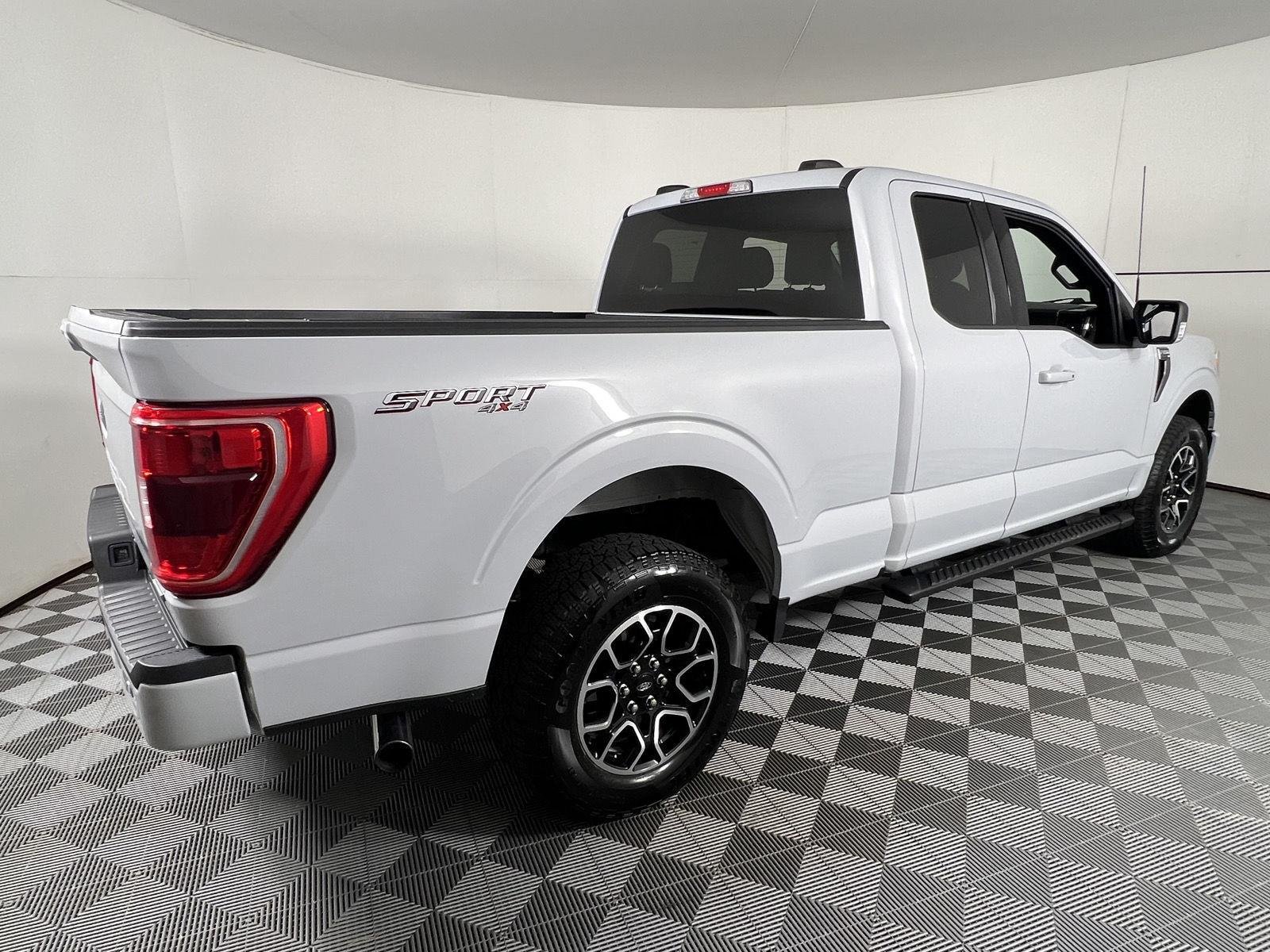 Used 2021 Space White Ford XLT image 10