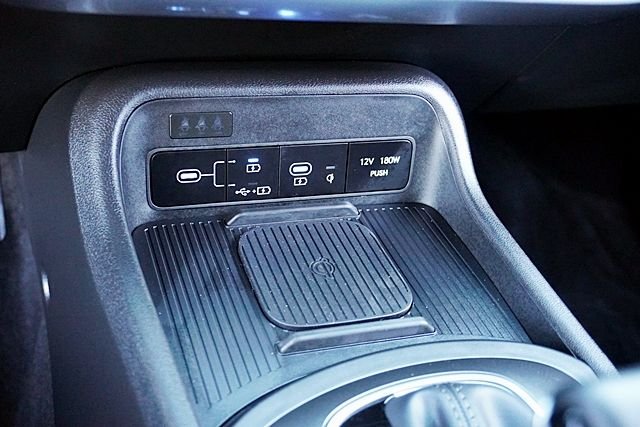 Used 2026 Gray Hyundai SEL Sport image 27