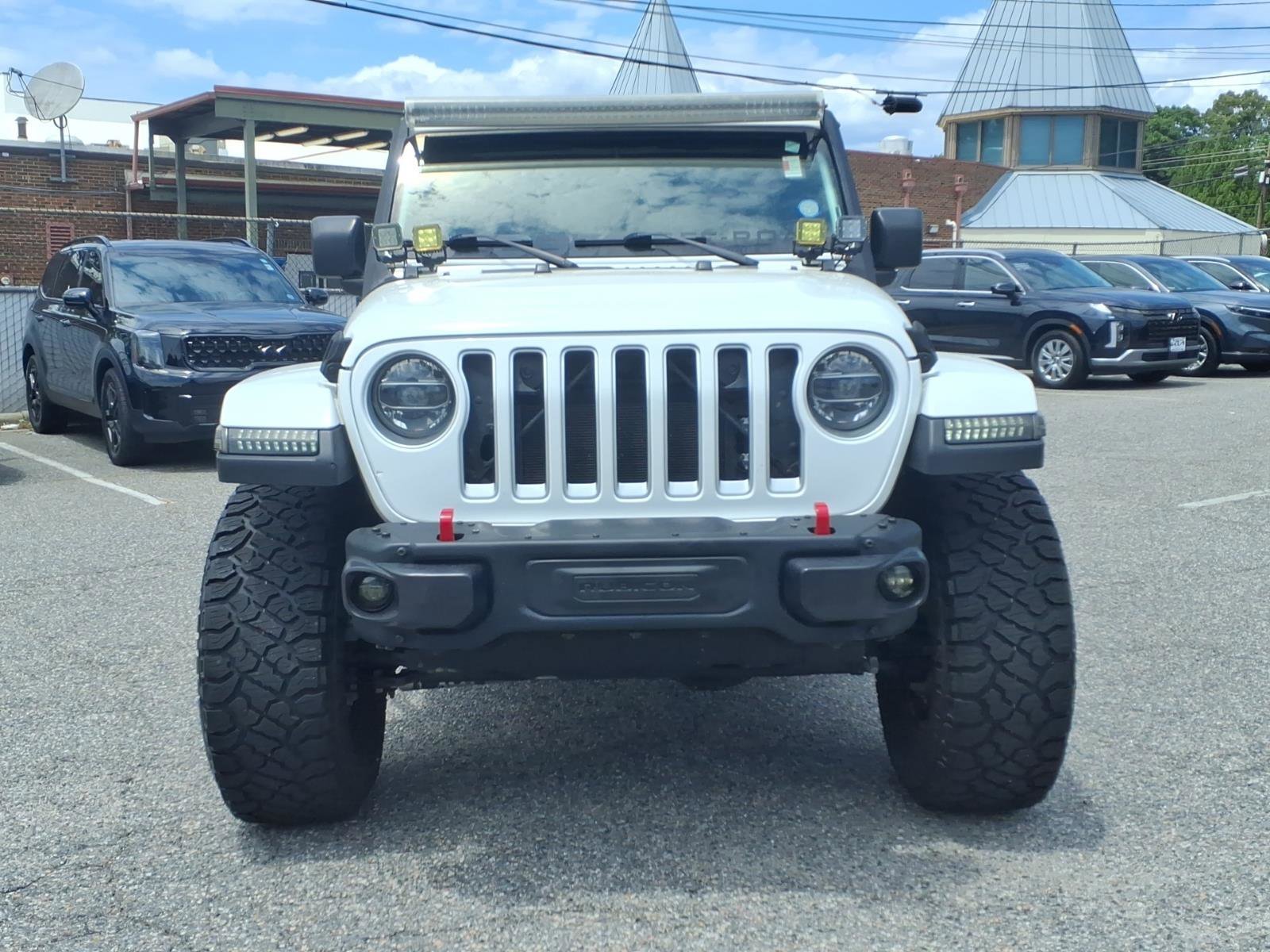 Used 2019 Bright White Clearcoat Jeep Sahara image 2