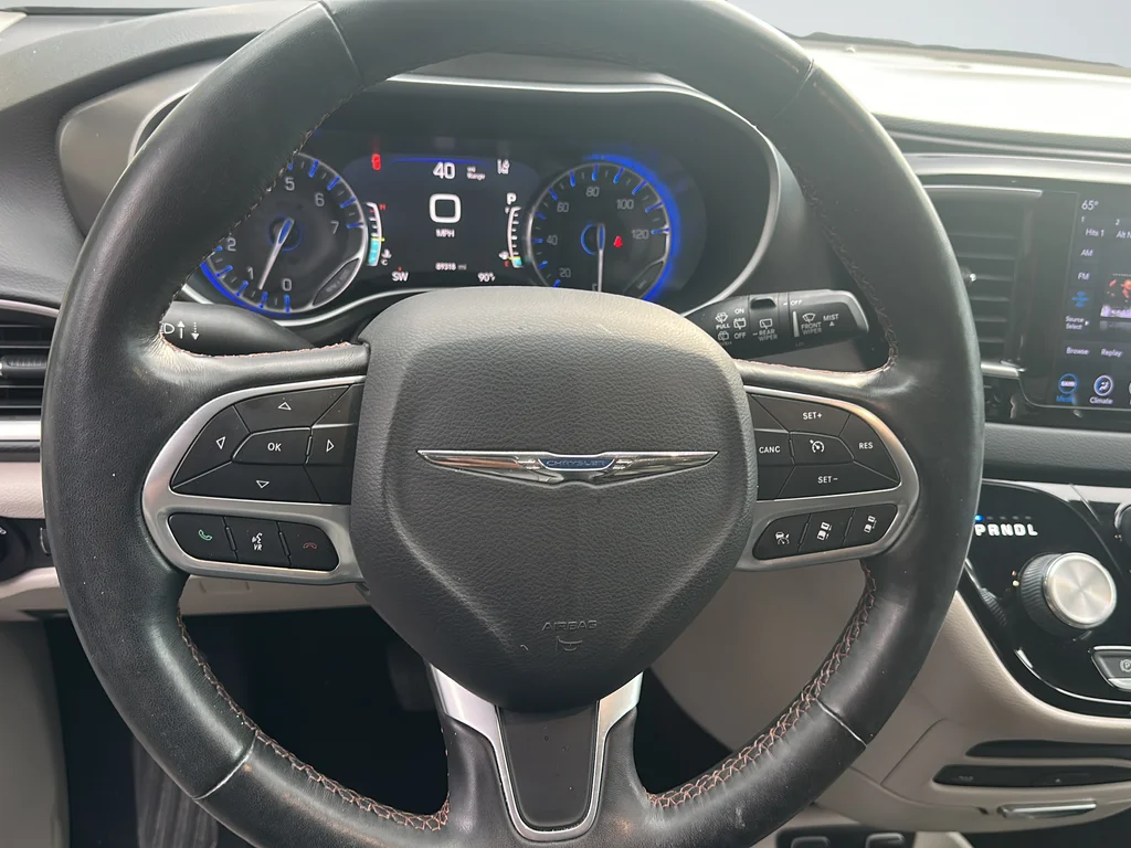 Used 2020 White Chrysler Touring L Plus image 35