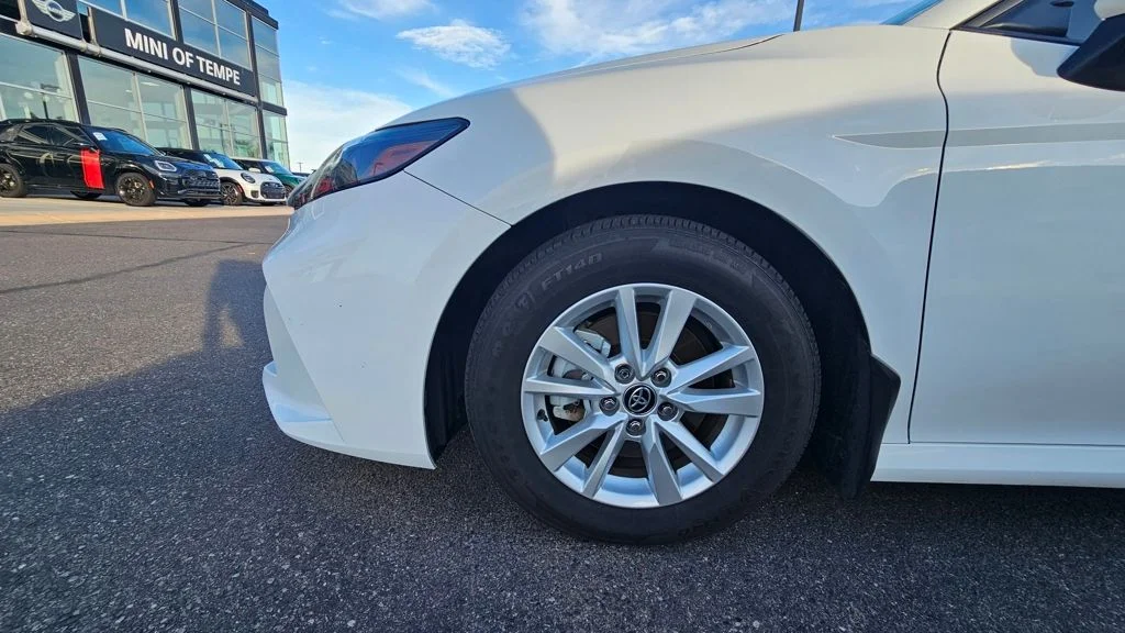 Used 2025 White Toyota LE image 3