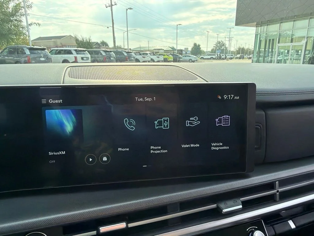 New 2027 Silver Hyundai SEL image 19