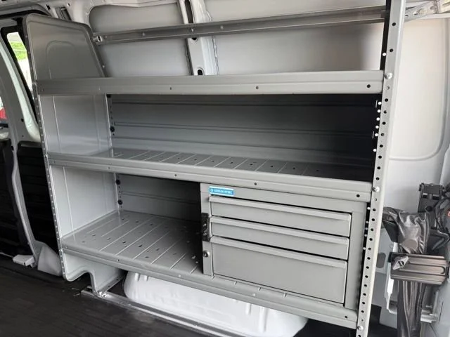 2025 Chevrolet Express Cargo Work Van - Photo 14