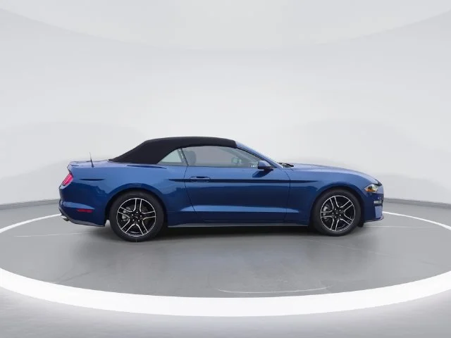 Used 2022 Blue Ford EcoBoost Premium image 8
