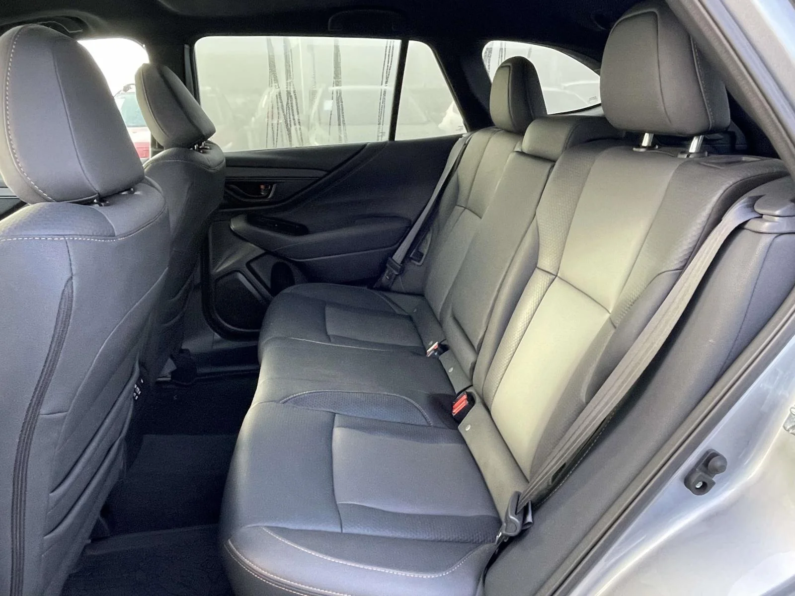 Used 2025 Ice Silver Metallic Subaru Wilderness image 3