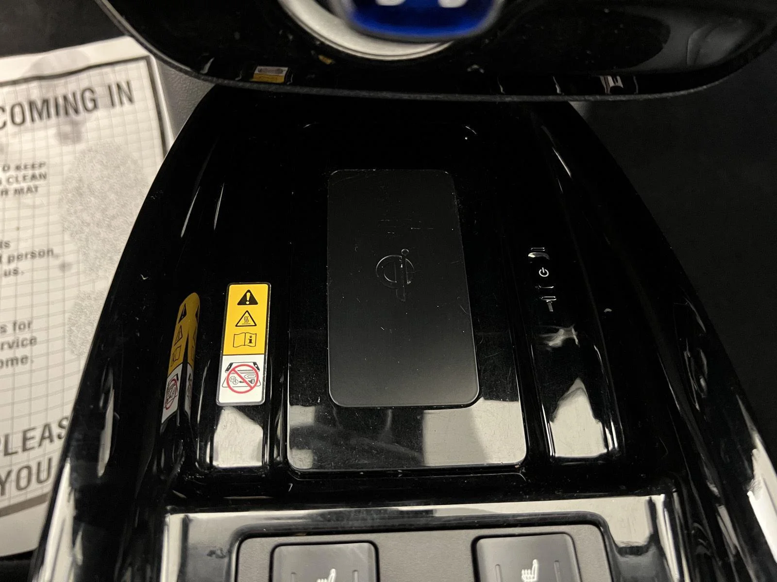 Used 2022 Wind Chill Pearl Toyota XLE image 20